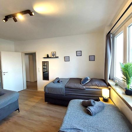 דירות Rtr Essen - Fuer Bis Zu 8 Personen - Voll Ausgestattet - Zentral Limbecker Platz - Messe - Uniklinikum - Smart Tv - Modern מראה חיצוני תמונה