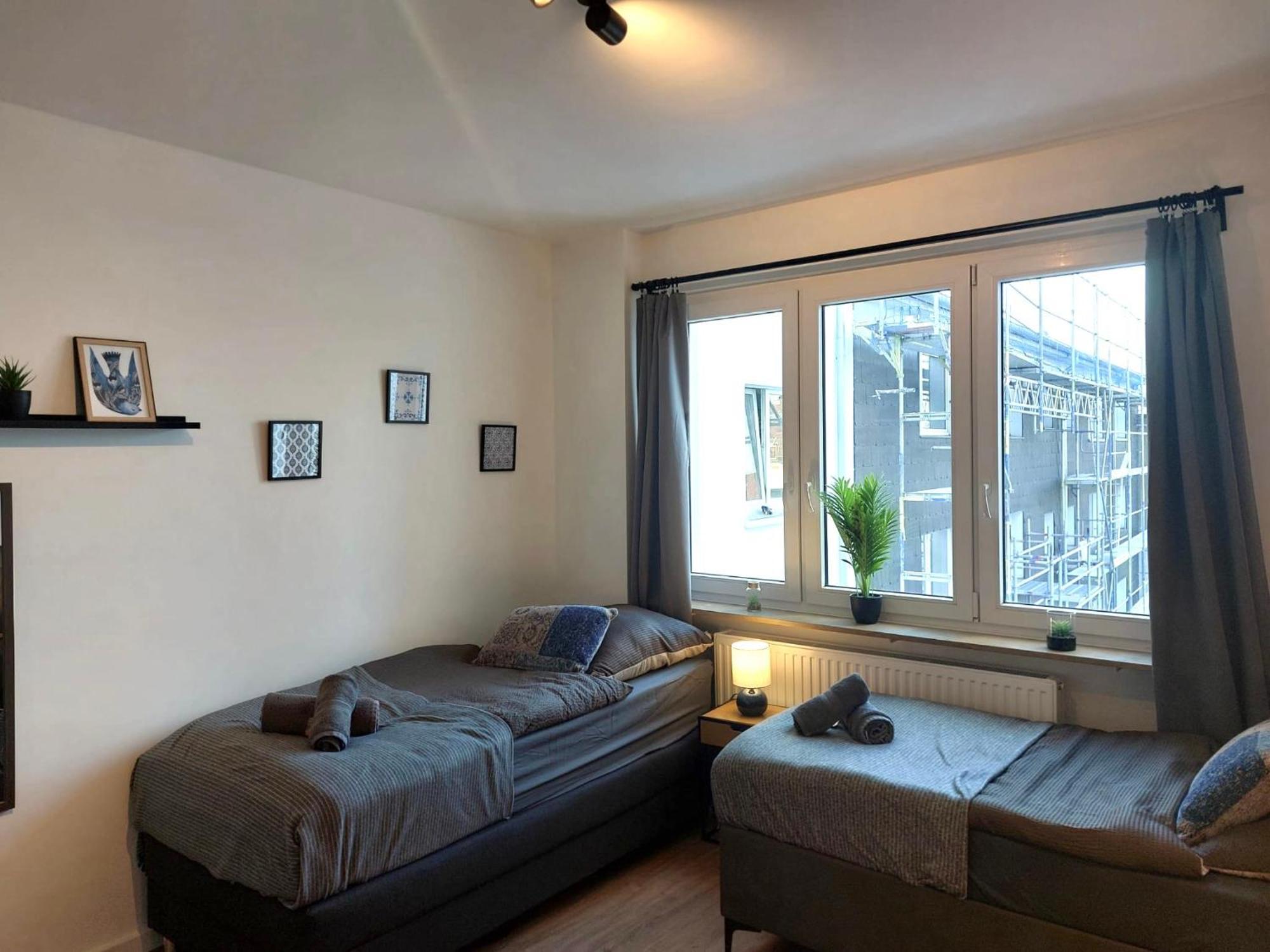 דירות Rtr Essen - Fuer Bis Zu 8 Personen - Voll Ausgestattet - Zentral Limbecker Platz - Messe - Uniklinikum - Smart Tv - Modern מראה חיצוני תמונה